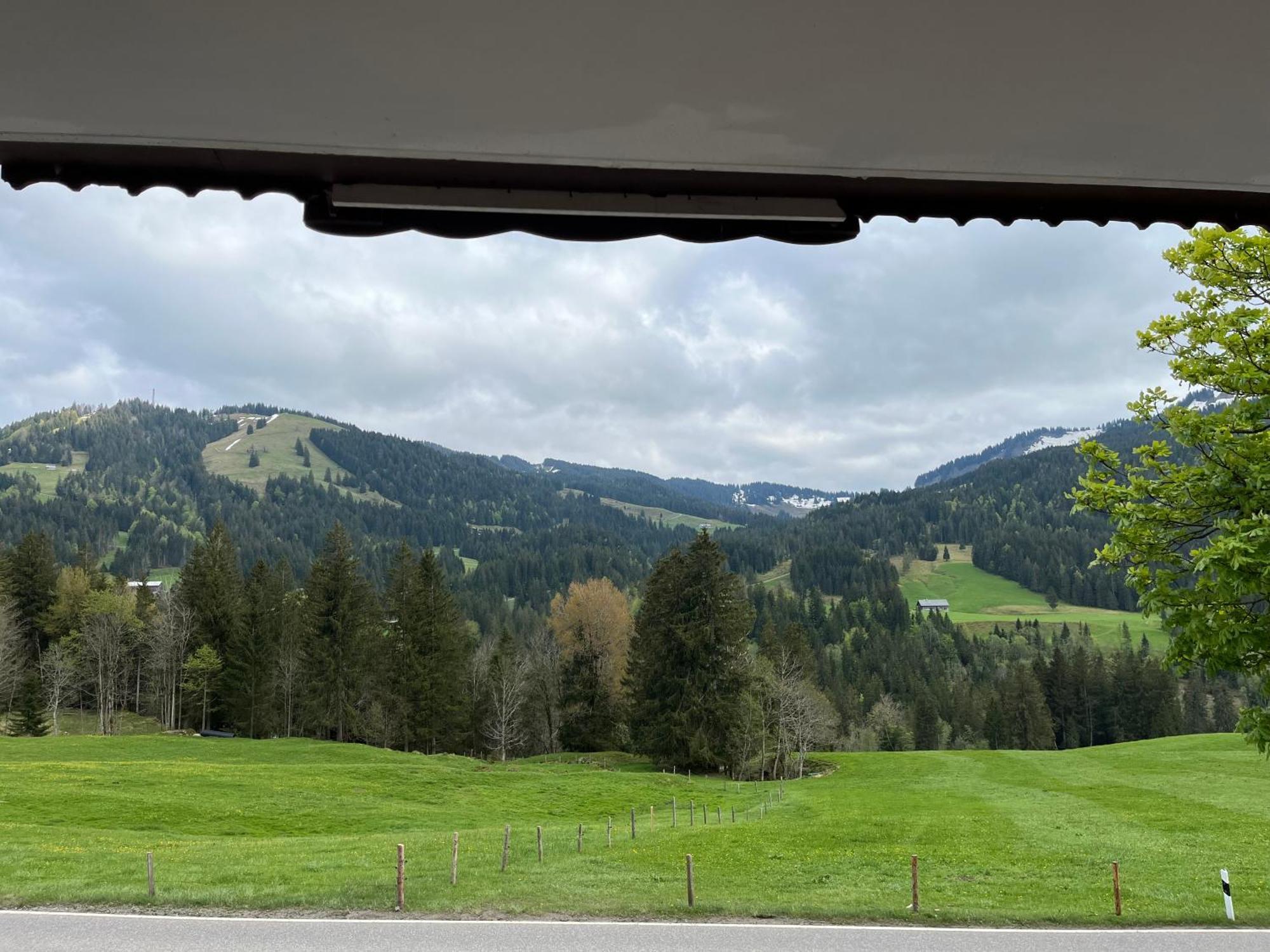 Allgaeu Apartments Hues 4 Ferienwohnung Mit Self-Checkin Balderschwang Exteriör bild